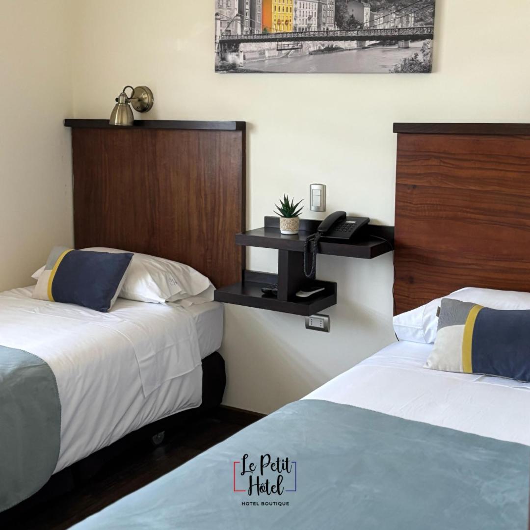 Le Petit Hotel